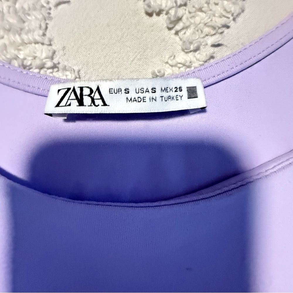 Bershka Zara: Black, Lavender, and Peach Tops - Picture 4 of 5